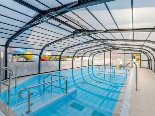 interieur-piscine-couverte.jpg